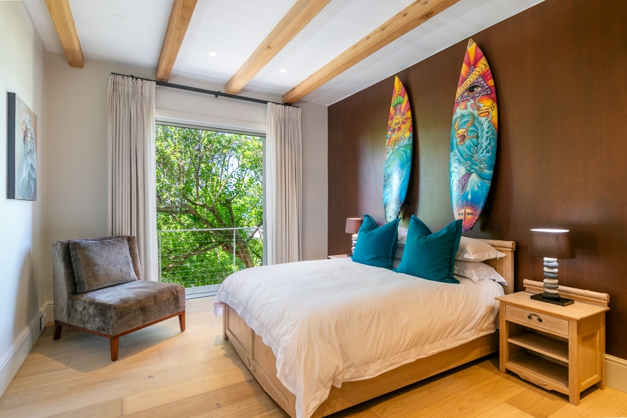 9 Bedroom Property for Sale in Beachy Head Western Cape